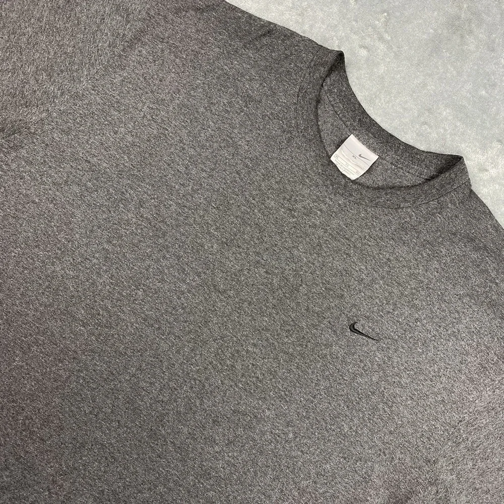 Vintage Nike Shirt Mens Size XL Grey Y2K Essential Mini Swoosh Gray‎ Tag Skater